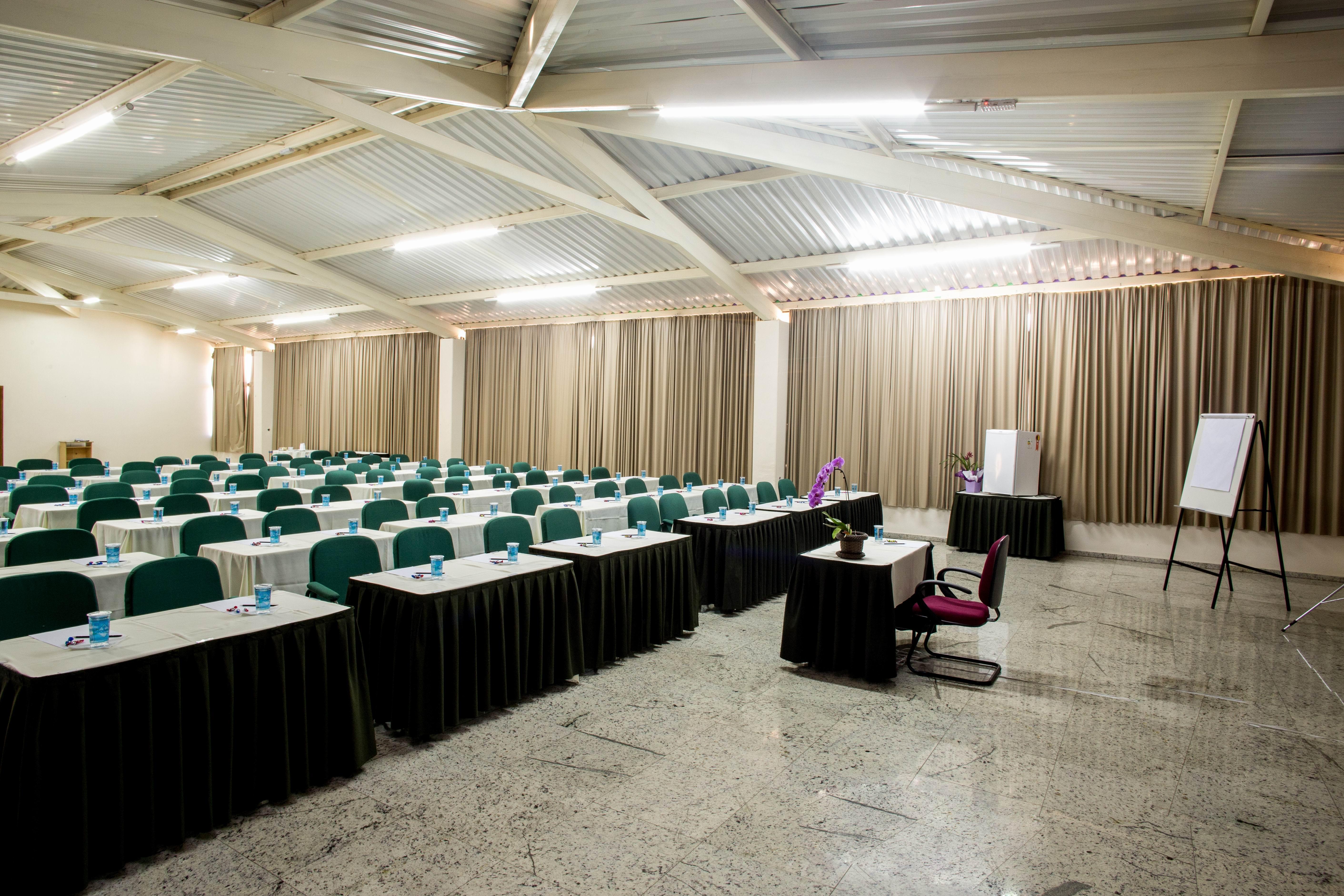Hotel Golden Park Campinas Viracopos 3*